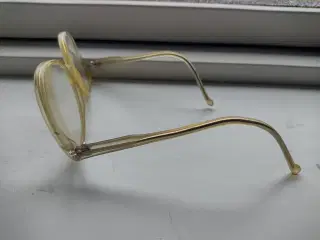 Dame brille 