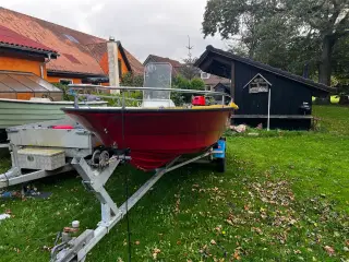 Styrepultsbåd