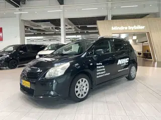 Toyota Sportsvan 2,0 D-4D T2