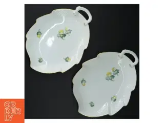 To porcelænsfade med erantismotiv og guldkant fra B&G (str. 25 cm)