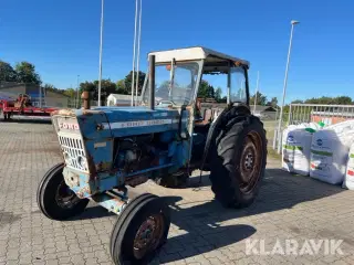 Traktor Ford 5000