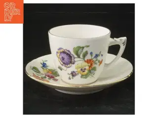 B&G Saksisk Blomst kaffekop 102  (str. Ø 13,5&6x9,5 cm)