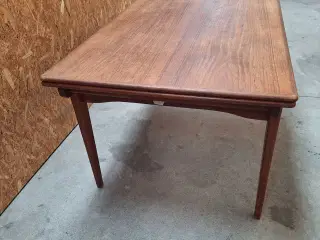 Teak spisebord 