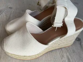 Højhælede espadrillos