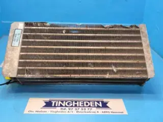 New Holland TX68 Fordamper 84038330