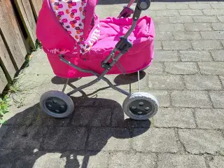 Dukkevogn og dukke