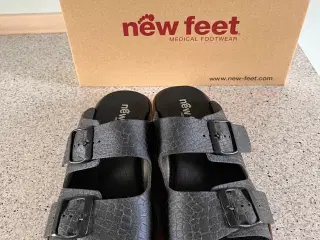 New Feet sandal