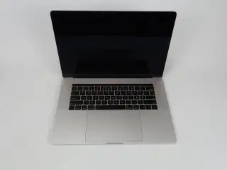 Apple Macbook Pro 15,4"