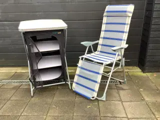 Liggestol og camping skab 
