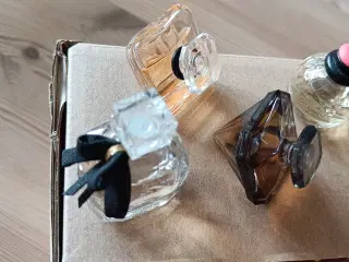 4 små parfumer 