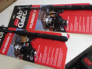 Fiskestænger Med Hjul 4 Sæt.2 røde sæt,+Div.Knive