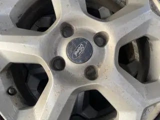Ford Fiesta fælge med sommerdæk