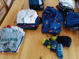 Drengetøj størrelse 98 