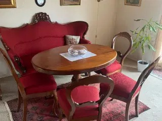 Antikt renoveret møbelsæt, sofa, bord og 6 stole