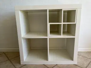 Hvid IKEA Kallax rumdeler incl. indsats