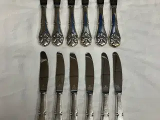 12 x Fransk Lilje middagsknive 
