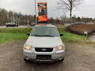 Ford Maverick 3,0 XLT Van