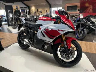 Yamaha YZF R7 70Th Anniversary