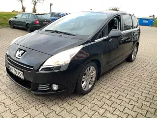 Peugeot 5008 2,0 HDi 150 Premium 7prs