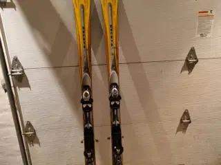 Alpin ski fra K2