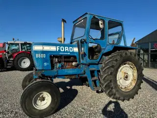 Ford 8600