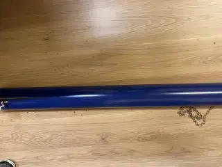 2 blå armatur stykket 