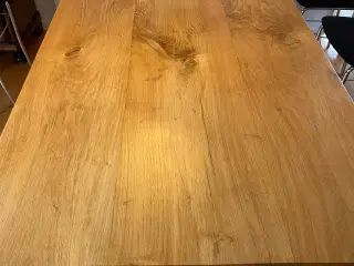 Spisebord egetræ