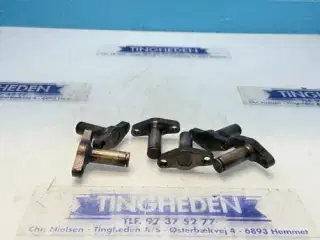 Iveco F3AE0684D Afstandsstykke 504001460  6Stk