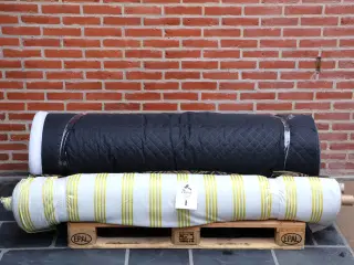 300 ruller forskelligt stof, foer sælges