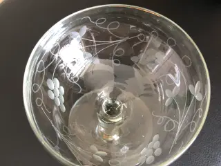 Gl. antikke glas