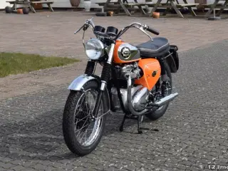 BSA A65 Lightning Rocket Classic Bike