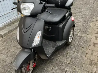 Scooter move
