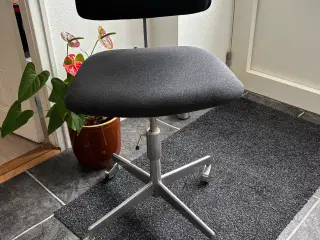 Kontorstol ældre