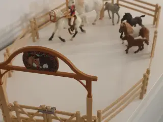 Schleich hestehegn, 6 heste, 1 rytter.