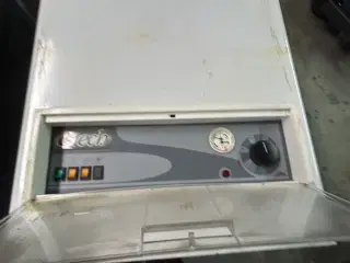 Tech Varmvandsbeholder 150 l