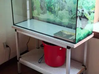 Akvarium på bord, 96 L