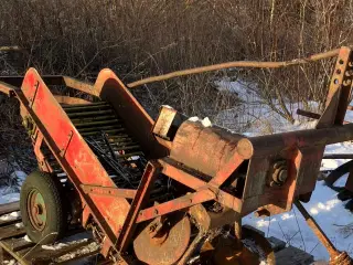 - - - Kartoffeloptager