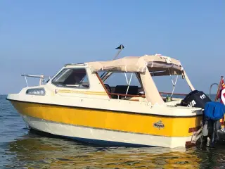 Kabinebåd/Flipper 620