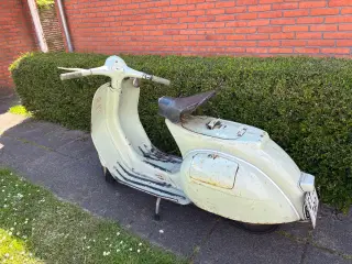 Vespa 125