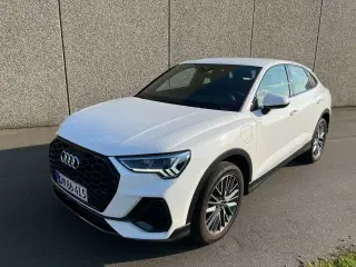 Audi Q3 45 TFSi e Attitude+ Sportback S-tr.