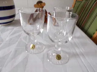 6 gamle rødvinsglas i krystal