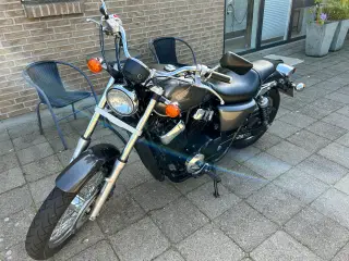 Honda vt750s 