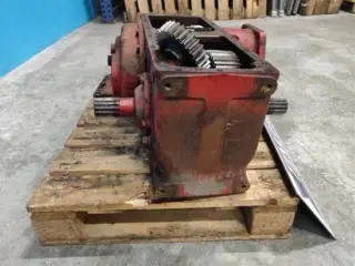 Case IH 1640 Gearkasse Defekt for parts