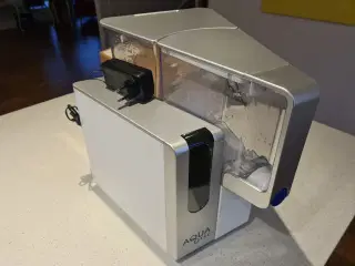 AquaTru Vandfilter System med Afkalkningskit og en