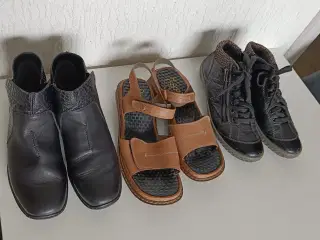 Rieker støvler og sandal 42str 