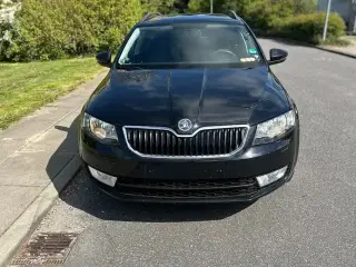 Skoda Octavia 1,6 TDi 105 Active Combi