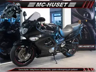 Suzuki GSX 600 F