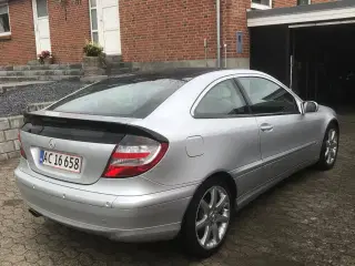Mercedes Sports Coupe.