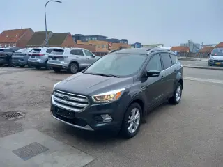 Ford Kuga 1,5 EcoBoost Titanium Attack 150HK 5d 6g