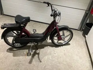 Vespa ciao. 